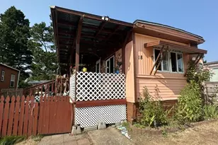 1699 27th St, Florence, OR 97439 - Photo 1