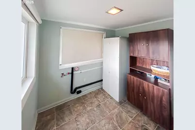 1925 Myrtle St, Baker City, OR 97814 - Photo 9