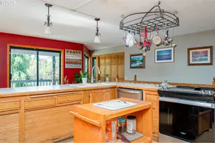 1963 SW Myers Pl, Gresham, OR 97080 - Photo 15