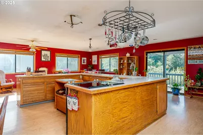 1963 SW Myers Pl, Gresham, OR 97080 - Photo 13