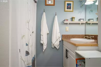 1963 SW Myers Pl, Gresham, OR 97080 - Photo 23