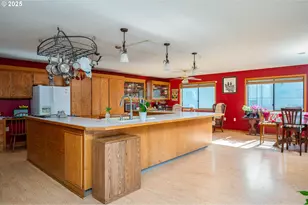 1963 SW Myers Pl, Gresham, OR 97080 - Photo 13