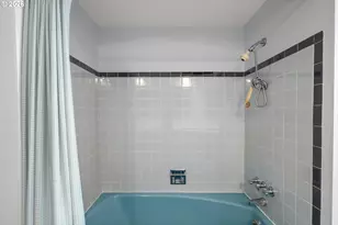 14220 NE San Rafael St, Portland, OR 97230 - Photo 13