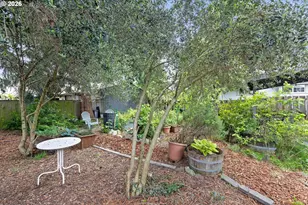 8604 N Van Houten Ave, Portland, OR 97203 - Photo 39