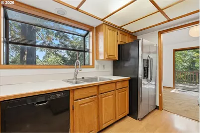 21126 SW Jameco Ct, Tualatin, OR 97062 - Photo 9