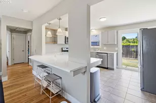 32671 E Mill St, Coburg, OR 97408 - Photo 9