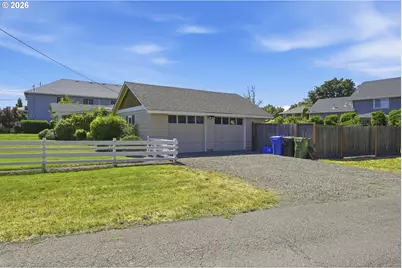 32671 E Mill St, Coburg, OR 97408 - Photo 3