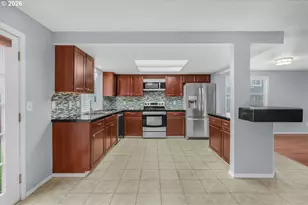 21831 SW Kristin Ct, Beaverton, OR 97003 - Photo 7