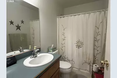 2343 NW Chambers Dr, Roseburg, OR 97471 - Photo 25
