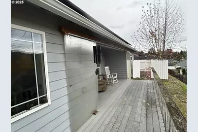 2343 NW Chambers Dr, Roseburg, OR 97471 - Photo 33