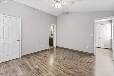 12001 NE 75th Cir, Vancouver, WA 98682 - Photo 13