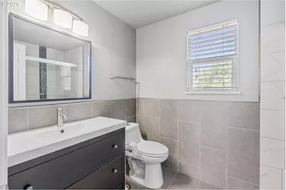 12001 NE 75th Cir, Vancouver, WA 98682 - Photo 17