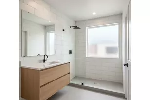 5845 NE Prescott St, Portland, OR 97218 - Photo 7