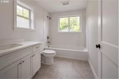 5845 NE Prescott St, Portland, OR 97218 - Photo 9