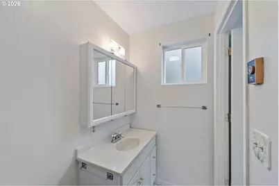 1160 Division St SE, Bandon, OR 97411 - Photo 21