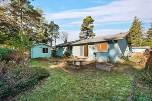 1160 Division St SE, Bandon, OR 97411 - Photo 31