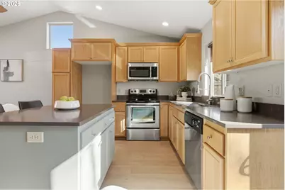 595 Raber Rd, Eugene, OR 97402 - Photo 13