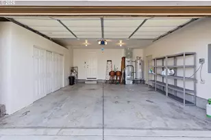 595 Raber Rd, Eugene, OR 97402 - Photo 31