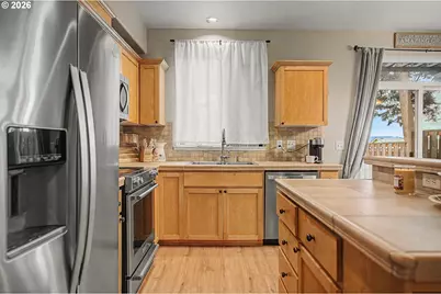 1316 SE Roundelay St, Hillsboro, OR 97123 - Photo 11