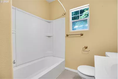 6511 NW Saint Helens Rd, Portland, OR 97210 - Photo 21