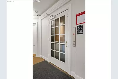 709 SW 16th Ave #505, Portland, OR 97205 - Photo 31