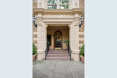 709 SW 16th Ave #505, Portland, OR 97205 - Photo 1