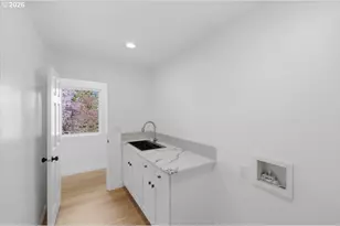 2455 W 29th Ave, Eugene, OR 97405 - Photo 43