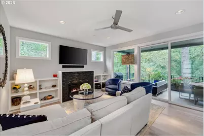 9629 SW 18th Pl, Portland, OR 97219 - Photo 3