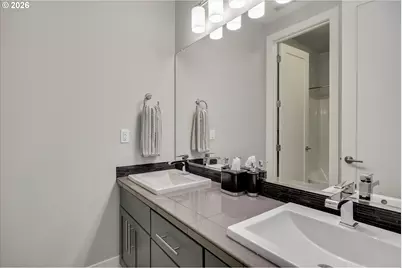 9629 SW 18th Pl, Portland, OR 97219 - Photo 27