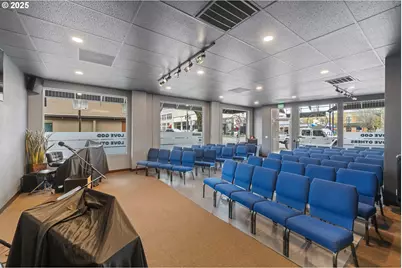 340 Central Ave, Coos Bay, OR 97420 - Photo 9