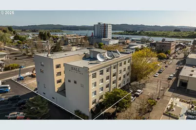 340 Central Ave, Coos Bay, OR 97420 - Photo 1