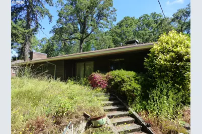 16222 SE Oatfield Rd, Milwaukie, OR 97267 - Photo 3