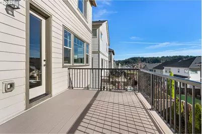 16858 SW Larkspring Ln, Beaverton, OR 97007 - Photo 41