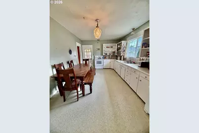 974 Fir Ave, Reedsport, OR 97467 - Photo 11