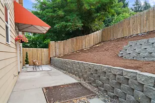 9066 SW Monterey Pl, Portland, OR 97225 - Photo 27