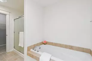20750 Viewpoint Rd, West Linn, OR 97068 - Photo 27