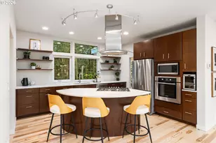 9342 NW Skyline Blvd, Portland, OR 97231 - Photo 15