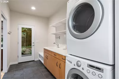 9342 NW Skyline Blvd, Portland, OR 97231 - Photo 27