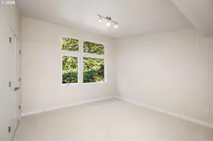 9342 NW Skyline Blvd, Portland, OR 97231 - Photo 33
