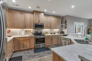 680 NW 11th Ave, Canby, OR 97013 - Photo 37