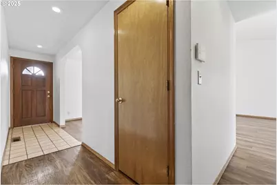 418 NW 112th St, Vancouver, WA 98685 - Photo 9