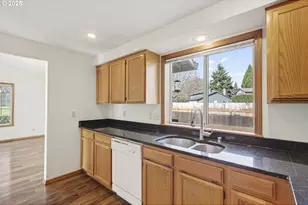 418 NW 112th St, Vancouver, WA 98685 - Photo 17