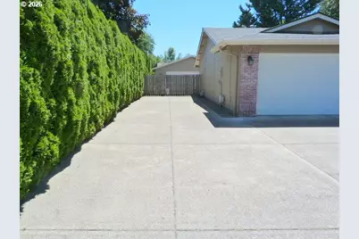1575 Canary Ct, Salem, OR 97301 - Photo 3