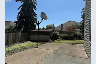 16230 NW Gianola Ct, Beaverton, OR 97006 - Photo 39