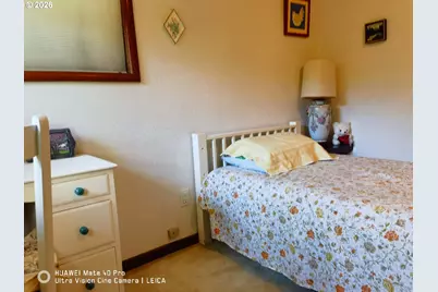 10826 NE Oregon St, Portland, OR 97220 - Photo 17