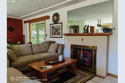 10826 NE Oregon St, Portland, OR 97220 - Photo 13