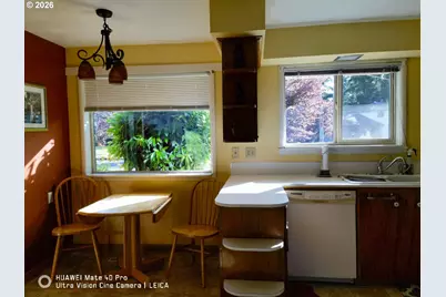 10826 NE Oregon St, Portland, OR 97220 - Photo 25