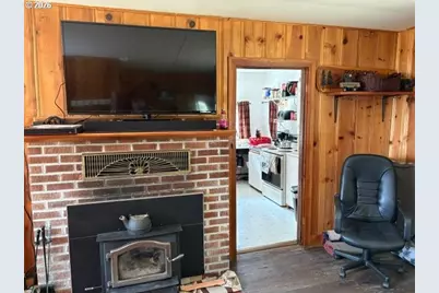 97 Diamond Lake Loop, Chemult, OR 97731 - Photo 15