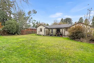 10002 SE Hollywood Ave, Milwaukie, OR 97222 - Photo 13