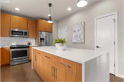 37 NE Skidmore St, Portland, OR 97211 - Photo 5